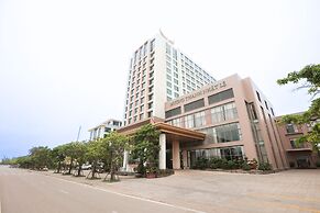 Muong Thanh Luxury Nhat Le Hotel
