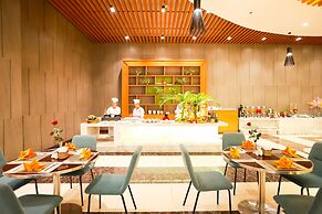 Muong Thanh Luxury Nhat Le Hotel