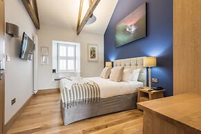The Land's End Hotel