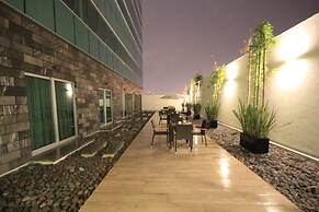 Holiday Inn Leon Plaza Mayor by IHG