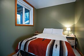 Stoke Cabin by Revelstoke Vacations