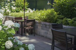 Inns of Aurora Resort & Spa