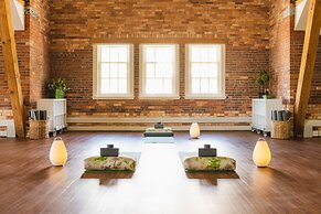 Inns of Aurora Resort & Spa