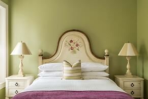 Inns of Aurora Resort & Spa