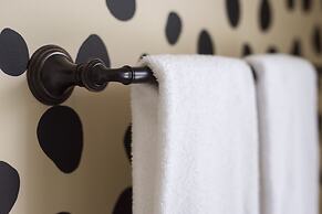 Inns of Aurora Resort & Spa