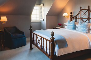 Inns of Aurora Resort & Spa