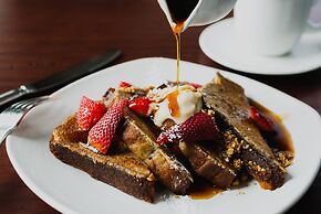 Inns of Aurora Resort & Spa