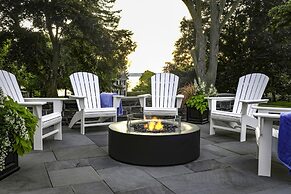 Inns of Aurora Resort & Spa