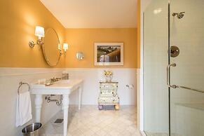 Inns of Aurora Resort & Spa