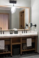 Inns of Aurora Resort & Spa