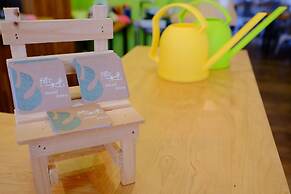 Two Meters Lane Two Hall