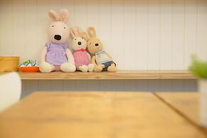 Two Meters Lane Two Hall