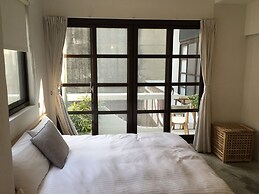 Two Meters Lane Two Hall