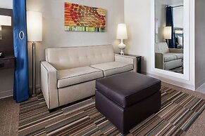 Home2 Suites by Hilton Anchorage / Midtown