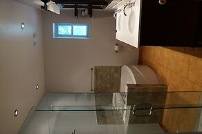 Elevate Rooms Taigh Ice