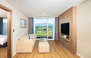 Kensington Resort Seorak Beach