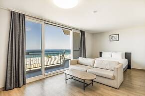 Kensington Resort Seorak Beach