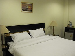 The Bang Khun Phrom Suites