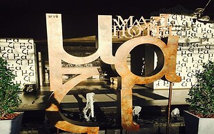 MAZI Design Hotel by Kalima