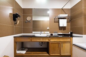 Phu My Harbour Hotel