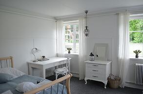 Ny Kirstineberg Gods Bed & Breakfast