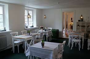 Ny Kirstineberg Gods Bed & Breakfast