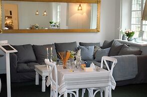 Ny Kirstineberg Gods Bed & Breakfast