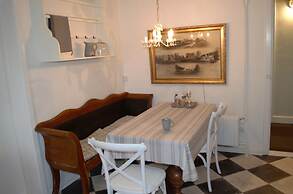 Ny Kirstineberg Gods Bed & Breakfast
