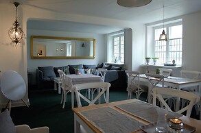 Ny Kirstineberg Gods Bed & Breakfast