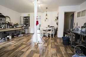 Ny Kirstineberg Gods Bed & Breakfast