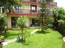 Roc Heights Lodge