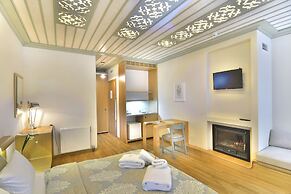 Dilofo Hotel Luxury Suites