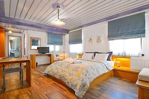 Dilofo Hotel Luxury Suites