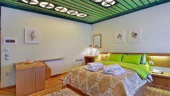 Dilofo Hotel Luxury Suites