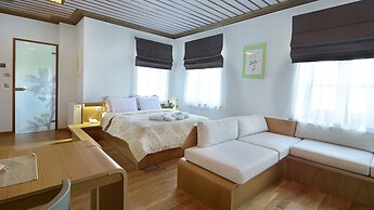 Dilofo Hotel Luxury Suites