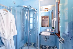 Dilofo Hotel Luxury Suites