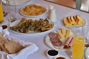 Dilofo Hotel Luxury Suites