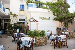 Uncle George Studios by Estia