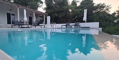 Luxurious Villa Anna Maria