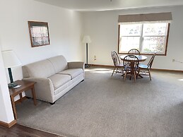 Farmstead Inn & Conference Center