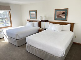 Farmstead Inn & Conference Center