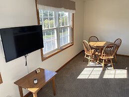 Farmstead Inn & Conference Center