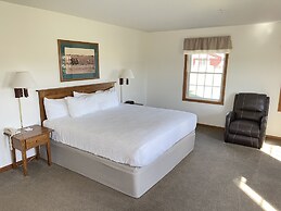 Farmstead Inn & Conference Center