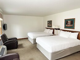 Farmstead Inn & Conference Center