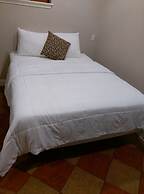 Monterey Inn Hotel