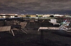 Monterey Inn Hotel