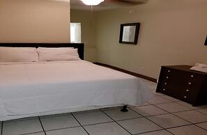Monterey Inn Hotel