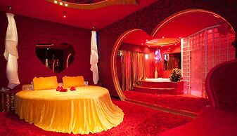 Priamos - Adults Only