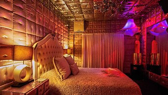 Priamos - Adults Only