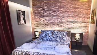 Priamos - Adults Only